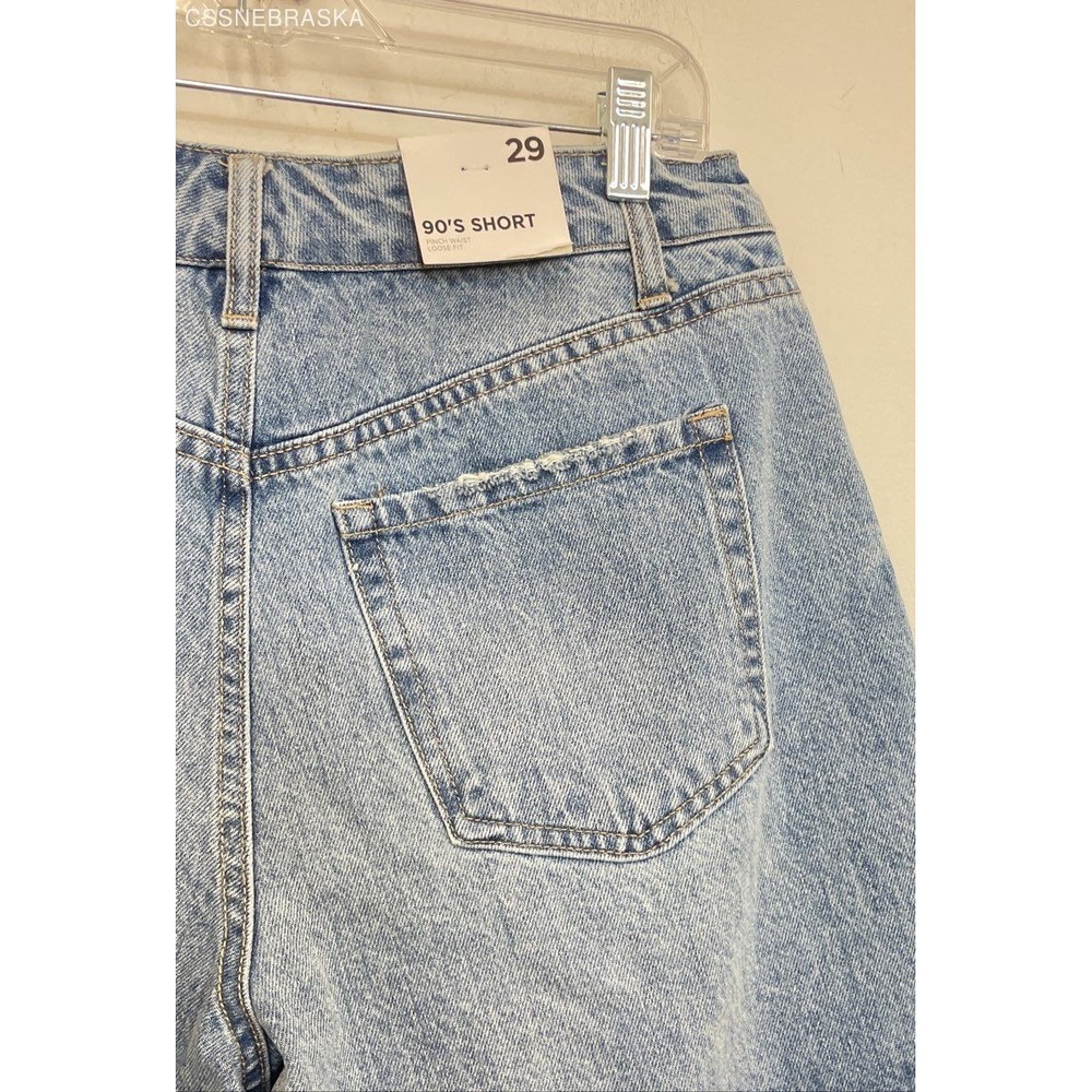 Forever 21 - 90s fit mom Jean Shorts‎ - Size 29 - Picture 4 of 8